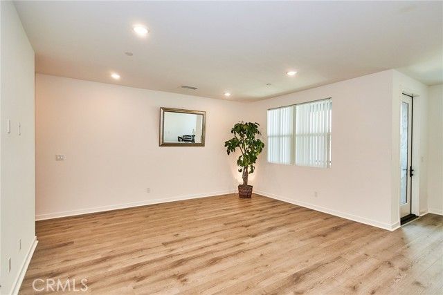 944 N Divino Privado, Ontario, CA 91764