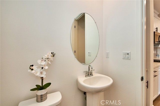 944 N Divino Privado, Ontario, CA 91764