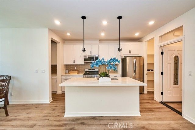 944 N Divino Privado, Ontario, CA 91764