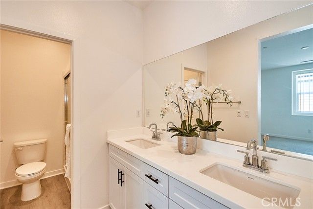 944 N Divino Privado, Ontario, CA 91764