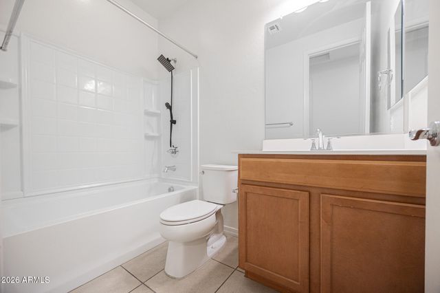 3311 W DONNER Drive, Phoenix, AZ 85041