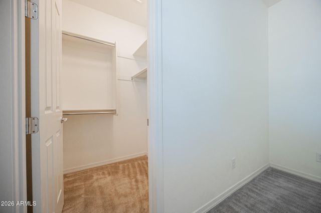 3311 W DONNER Drive, Phoenix, AZ 85041