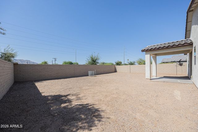 3311 W DONNER Drive, Phoenix, AZ 85041