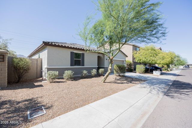 3311 W DONNER Drive, Phoenix, AZ 85041