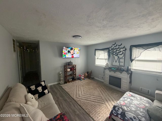 22 Smith Street, Howell, NJ 07731