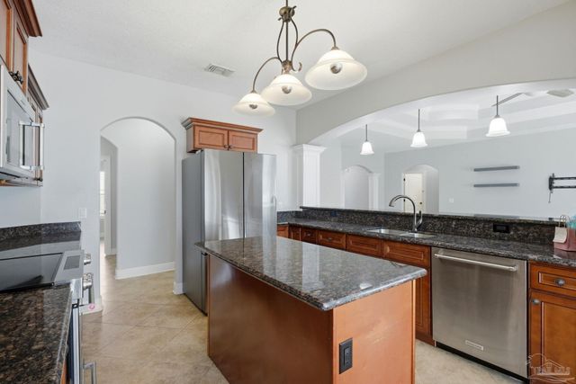 7151 Reef St, Navarre, FL 32566