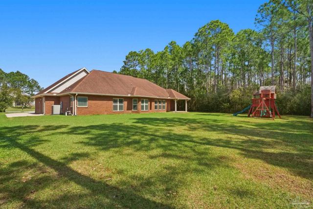 7151 Reef St, Navarre, FL 32566