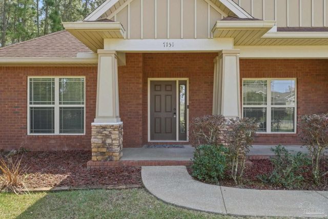 7151 Reef St, Navarre, FL 32566