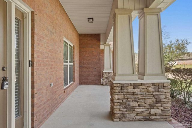 7151 Reef St, Navarre, FL 32566