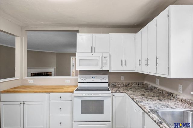 4215 Everett Street, Lincoln, NE 68506
