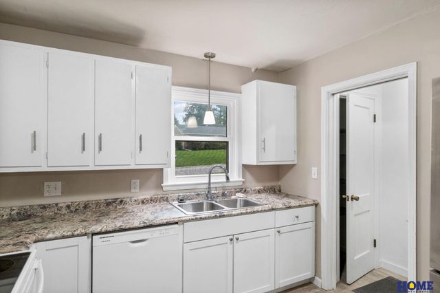 4215 Everett Street, Lincoln, NE 68506
