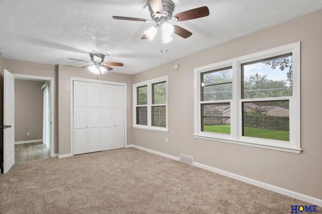 4215 Everett Street, Lincoln, NE 68506