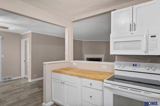 4215 Everett Street, Lincoln, NE 68506