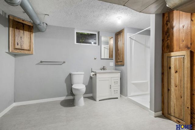 4215 Everett Street, Lincoln, NE 68506