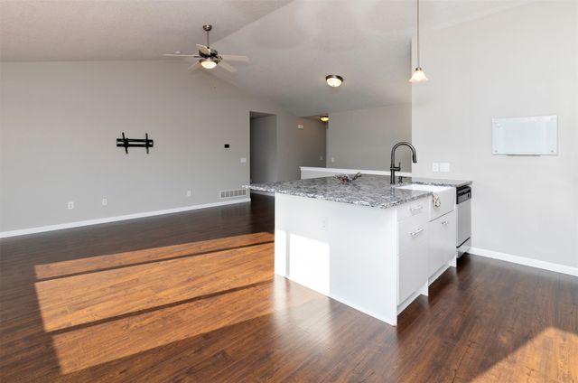 4815 NE Trilein Drive, Ankeny, IA 50021