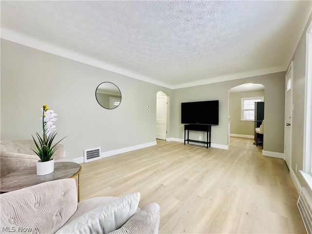 15405 Turney Road, Maple Heights, OH 44137