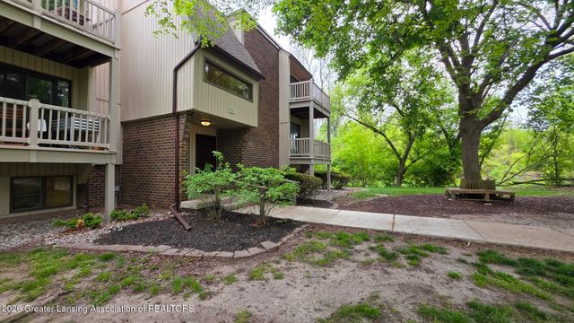 500 Woodingham Drive Unit 20, East Lansing, MI 48823