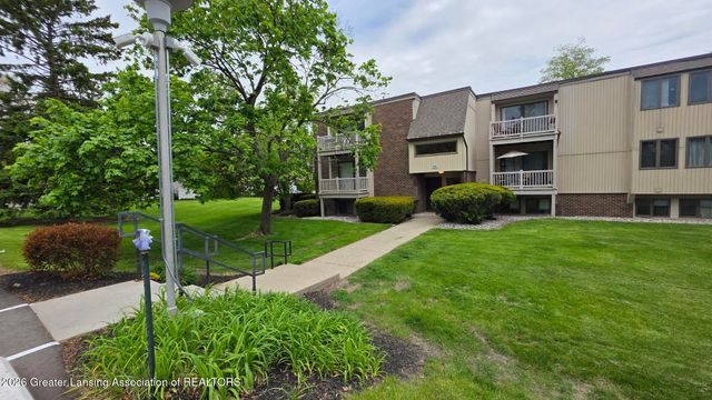 500 Woodingham Drive Unit 20, East Lansing, MI 48823