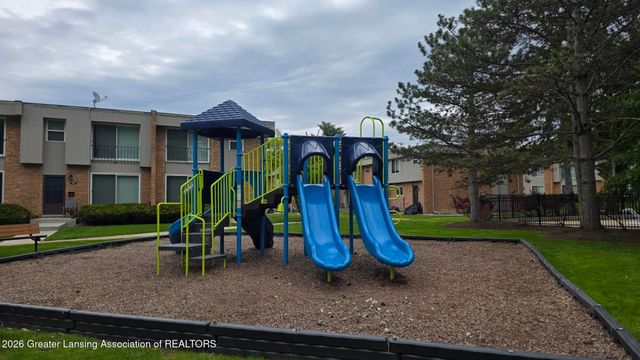 500 Woodingham Drive Unit 20, East Lansing, MI 48823