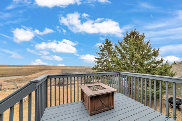 1830 ENNEN DR, Rapid City, SD 57703