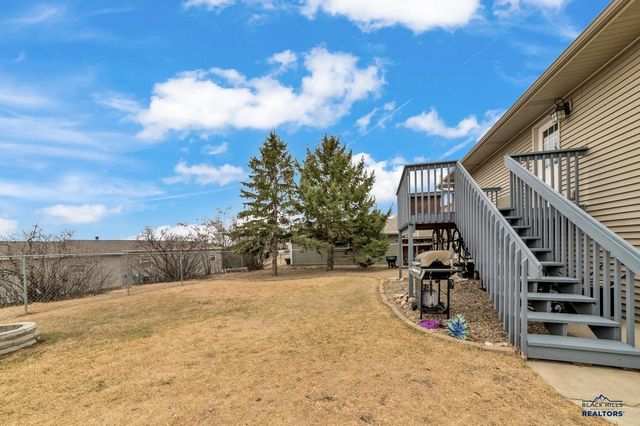 1830 ENNEN DR, Rapid City, SD 57703