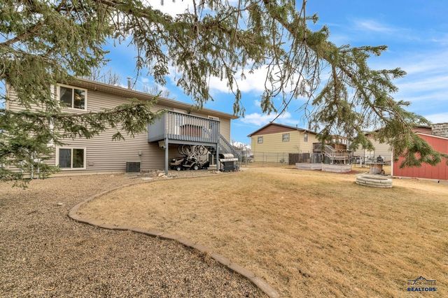 1830 ENNEN DR, Rapid City, SD 57703