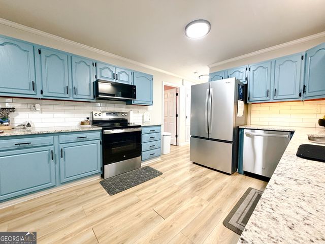 108 Weaver Road, Warner Robins, GA 31093