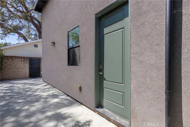 22920 Califa A, Woodland Hills, CA 91367