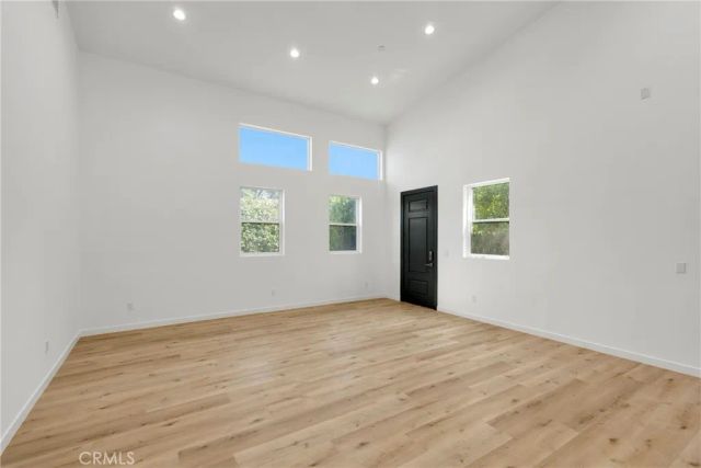 22920 Califa A, Woodland Hills, CA 91367