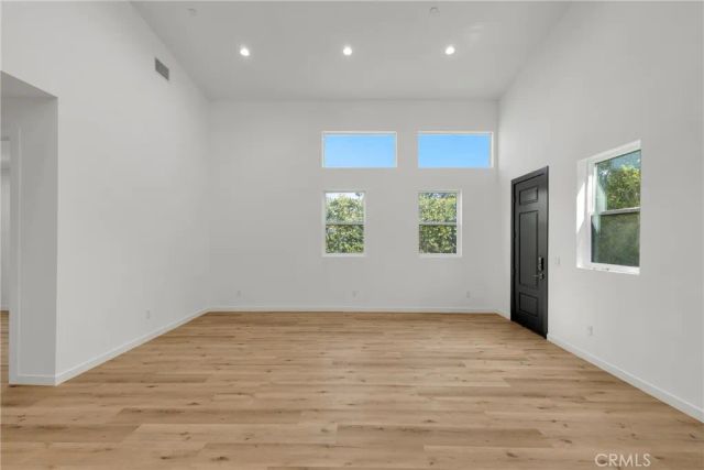 22920 Califa A, Woodland Hills, CA 91367