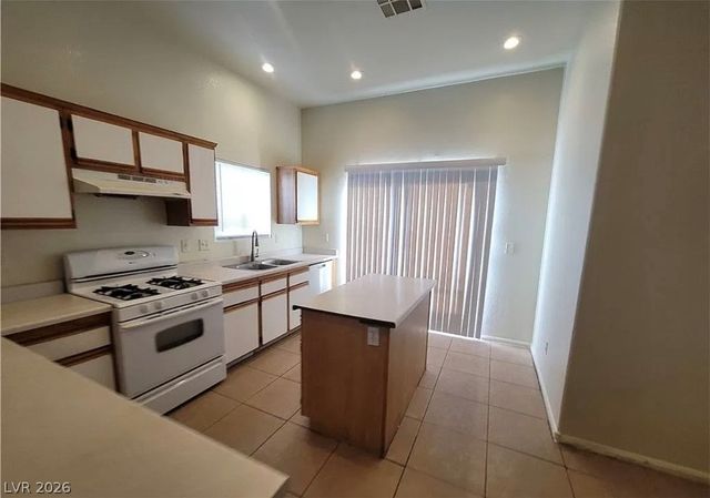 2100 Fred Brown Drive, Las Vegas, NV 89106