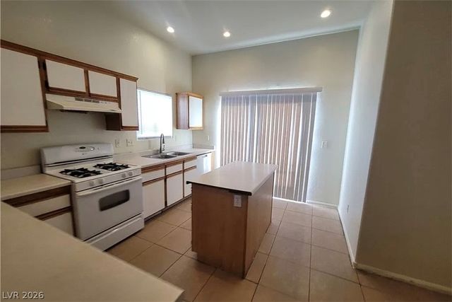 2100 Fred Brown Drive, Las Vegas, NV 89106