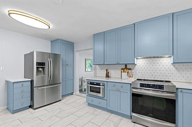 541 Kingfish Road, North Palm Beach, FL 33408