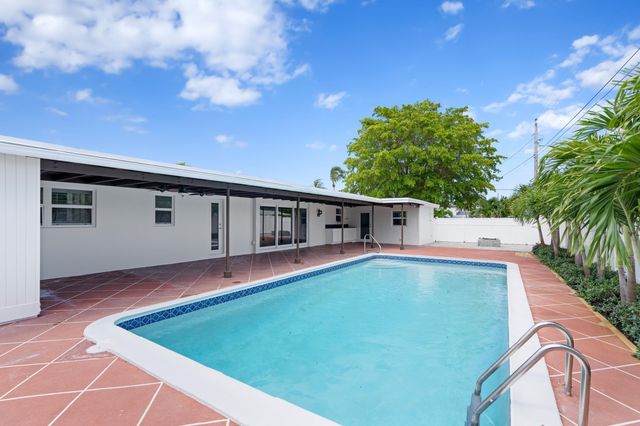 541 Kingfish Road, North Palm Beach, FL 33408