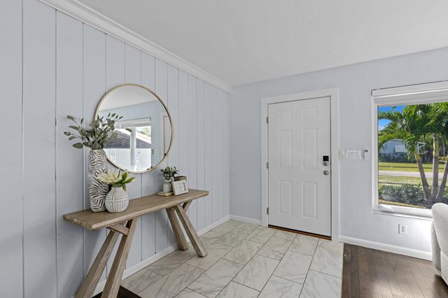 541 Kingfish Road, North Palm Beach, FL 33408