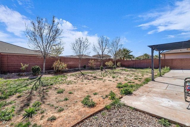 3544 E BROKEN MESA DR, St. George, UT 84790