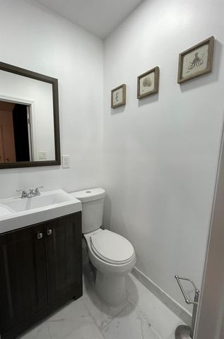 1401 N 16th Court, Hollywood, FL 33020