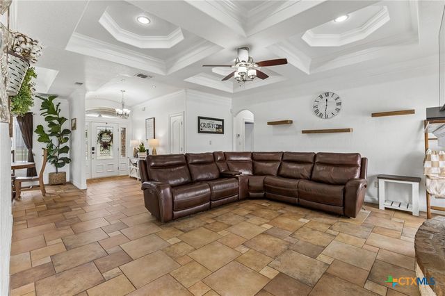 324 Kimbrough Road, Seguin, TX 78155