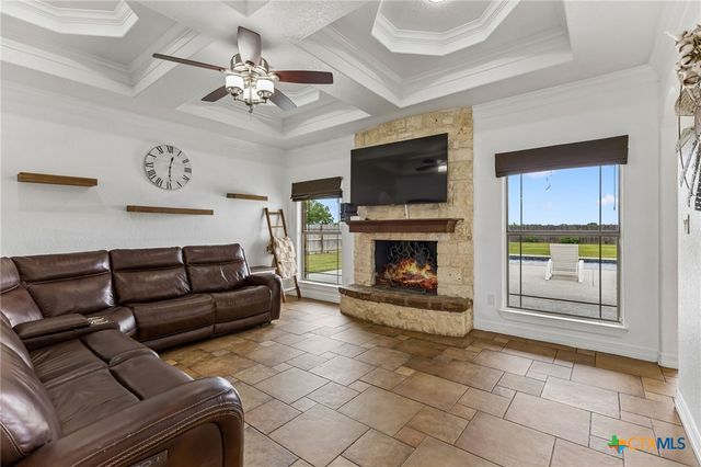 324 Kimbrough Road, Seguin, TX 78155
