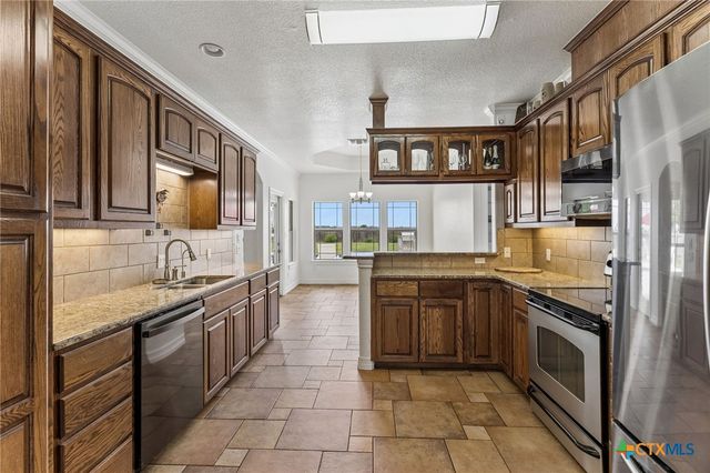 324 Kimbrough Road, Seguin, TX 78155