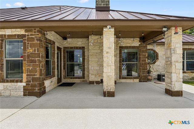324 Kimbrough Road, Seguin, TX 78155