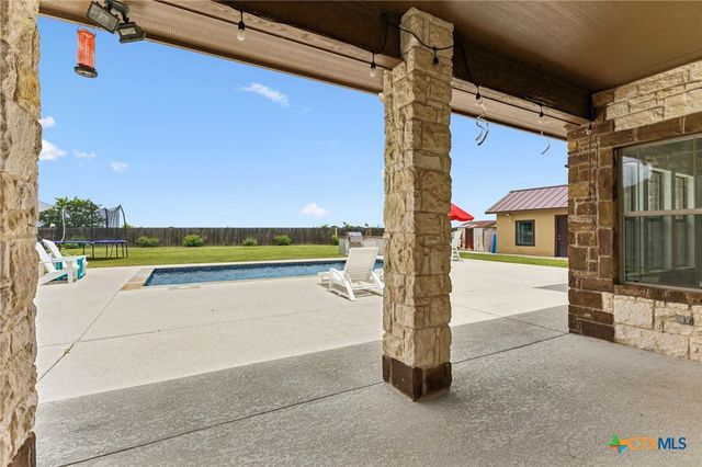 324 Kimbrough Road, Seguin, TX 78155