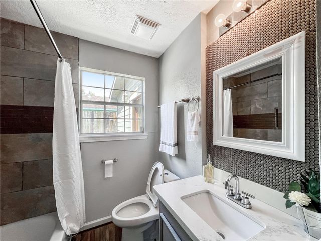 6347 Limestone Street, Houston, TX 77092