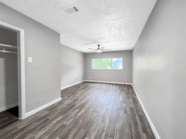 6347 Limestone Street, Houston, TX 77092