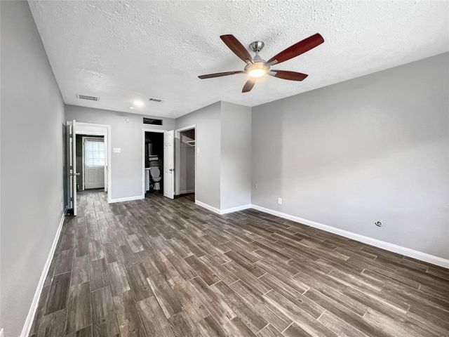 6347 Limestone Street, Houston, TX 77092