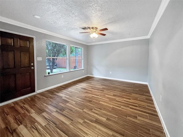 6347 Limestone Street, Houston, TX 77092