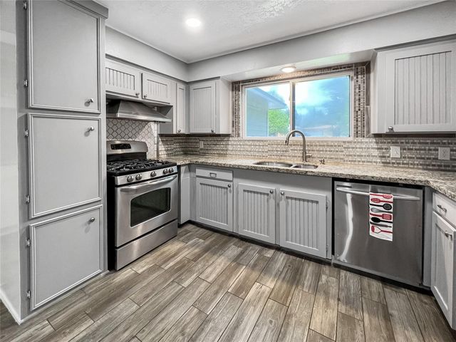 6347 Limestone Street, Houston, TX 77092