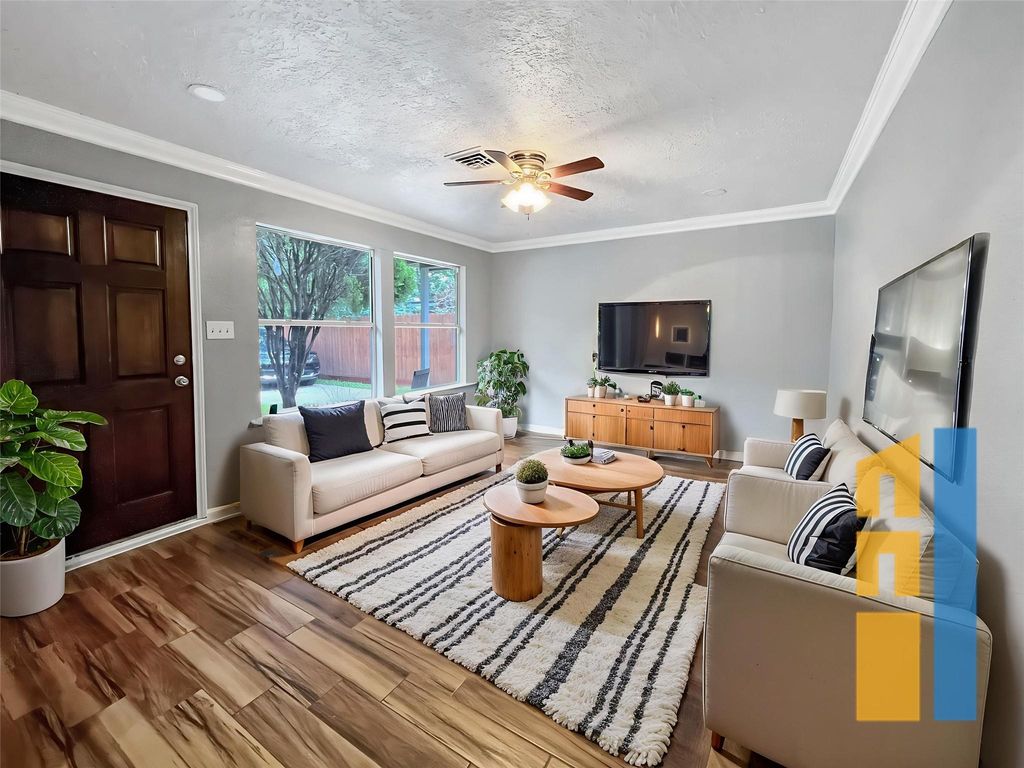 6347 Limestone Street, Houston, TX 77092