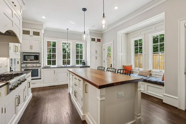 906 Arlington Place, Atlanta, GA 30306