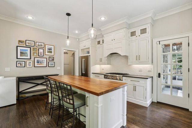 906 Arlington Place, Atlanta, GA 30306